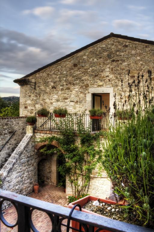 Albergo Diffuso La Piana Dei Mulini Colle d'Anchise Exterior photo