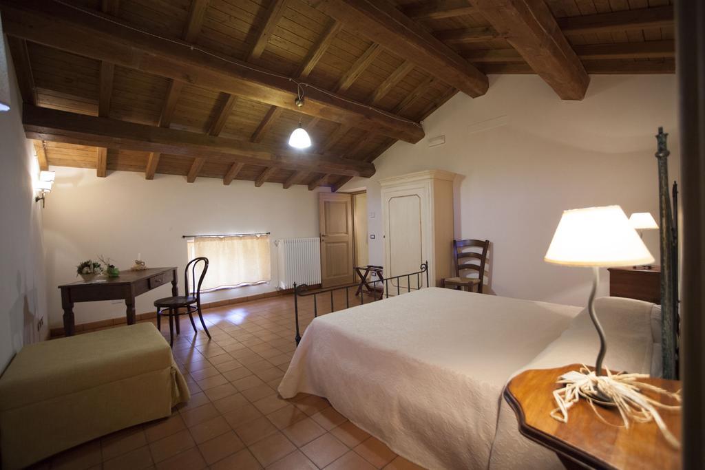 Albergo Diffuso La Piana Dei Mulini Colle d'Anchise Room photo