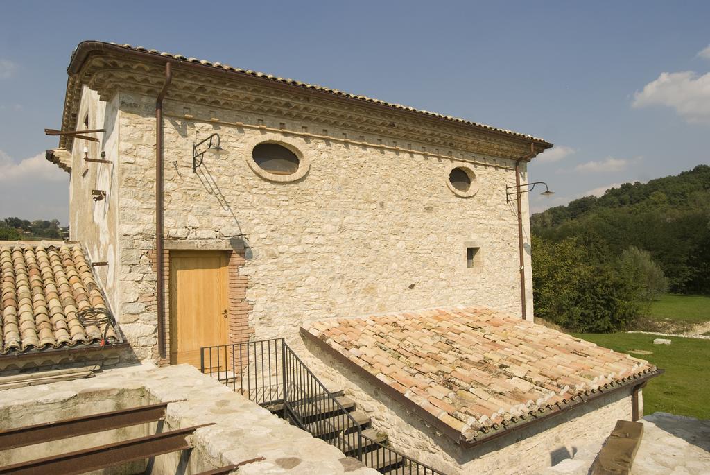 Albergo Diffuso La Piana Dei Mulini Colle d'Anchise Exterior photo